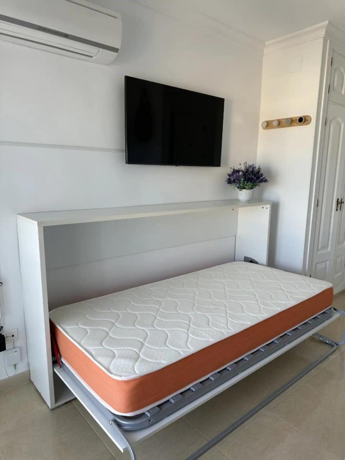 Estudio Turistico En Benalmadena A 200 Mts Del Mar Eksteriør billede